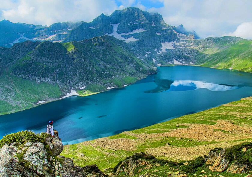 3 Nights 4 Days Srinagar Gulmarg  Pahalgam Tour Package