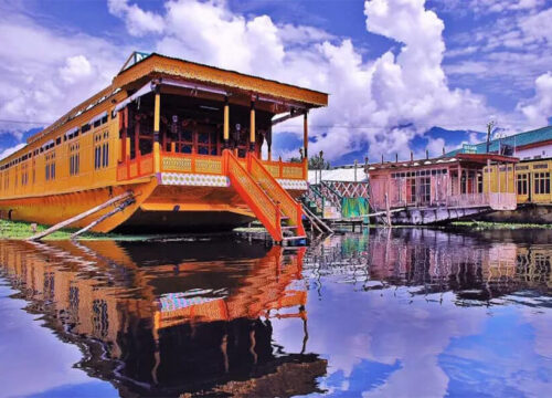 2 Night 3 Days Srinagar Tour Package