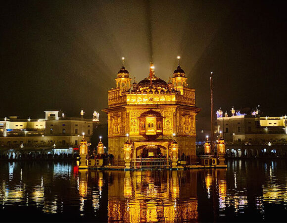 2 Nights 3 Days Short Trip to Amritsar Tour Package