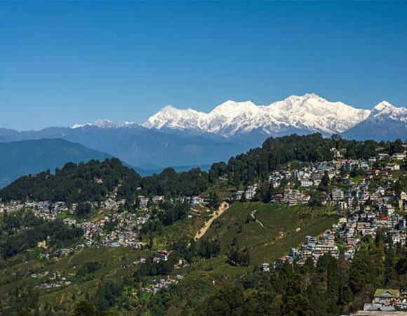 4 Nights 5 Days Gangtok Darjeeling Tour Package