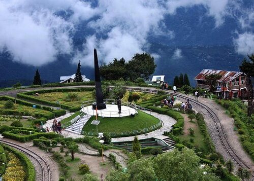 Darjeeling Travel Guide: What to See and Do on Your Trip