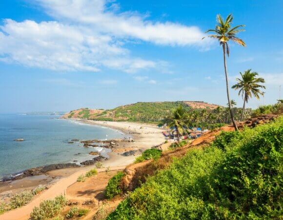 Adventure & Nightlife in Goa: A Complete Travel Experience